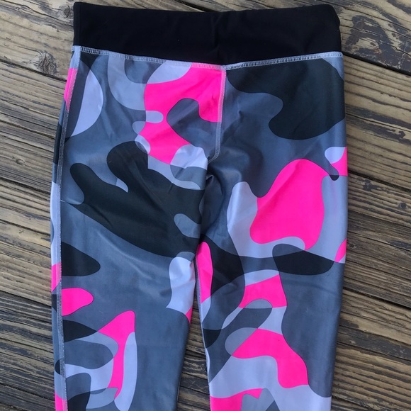Nike Camp Crop Leggings - Picture 2 of 7